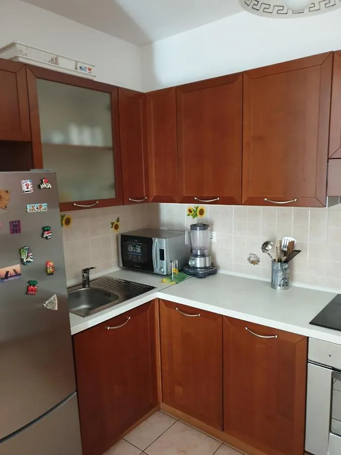 Zuma Melin Apartment Cres